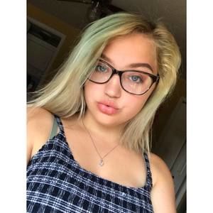 Meet your Posher, Evie